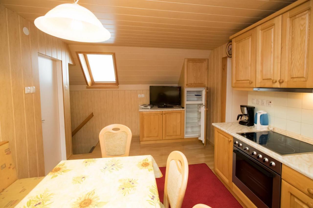 Apartma Boltar Бохин Екстериор снимка